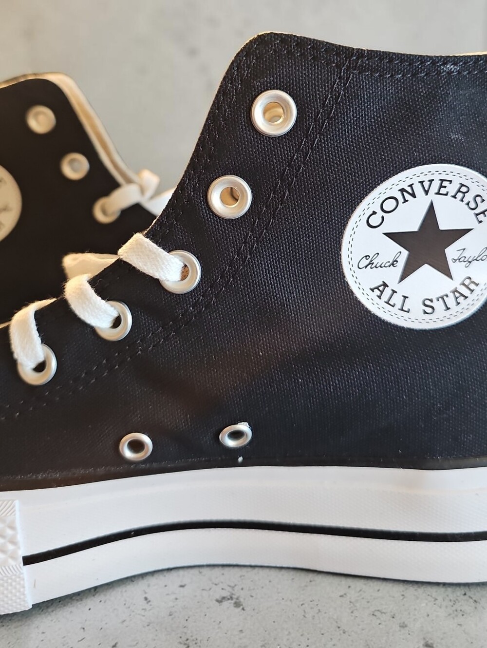 Converse Nwt Black and White Platform High Top Sneakers - Picture 2 of 6